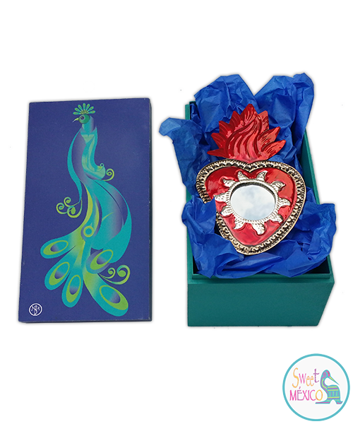 "Pavo real" con Artesan&iacute;a en lat&oacute;n